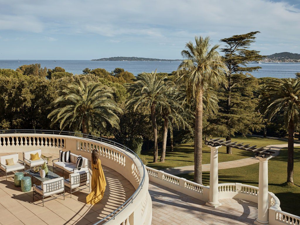 Hôtel Beauvallon à Grimaud avec terrasse et vue sur le golfe de Saint-Tropez