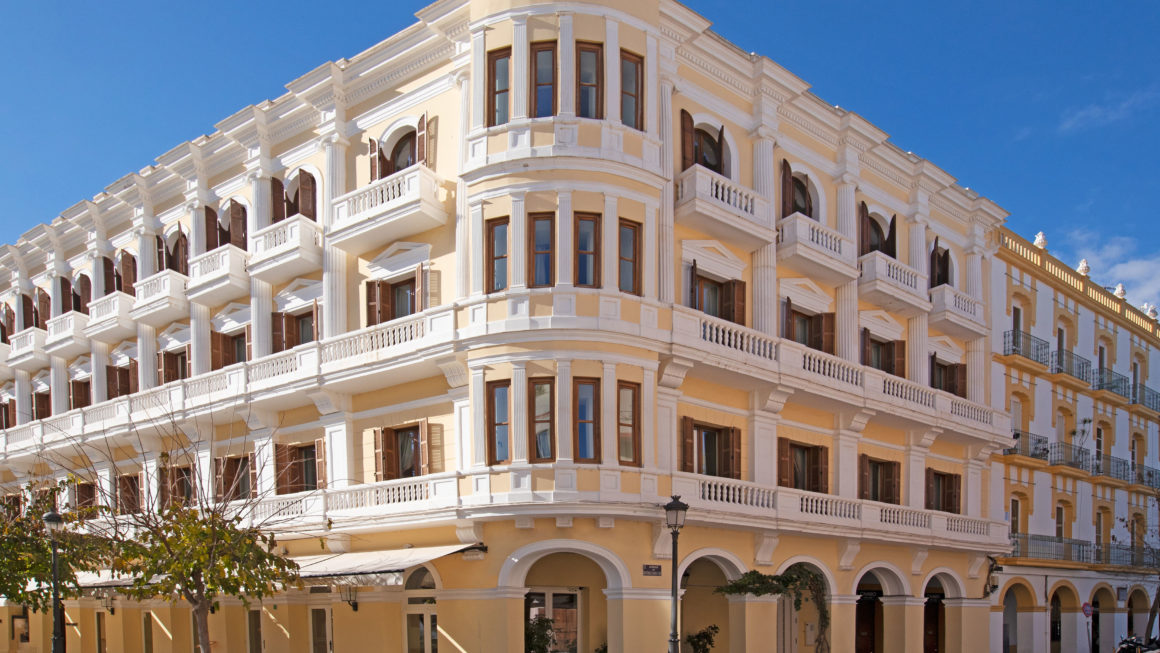 Experimental Group ouvre un hôtel à Ibiza