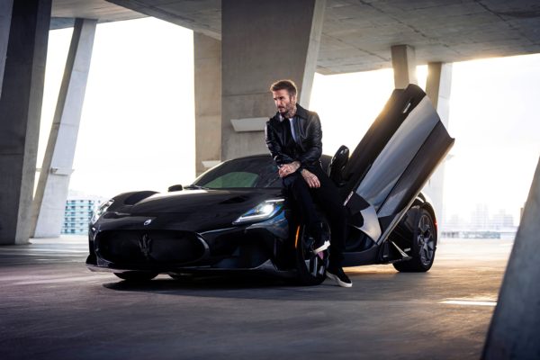 Maserati dévoile sa première collection Fuoriserie Essentials avec David Beckham