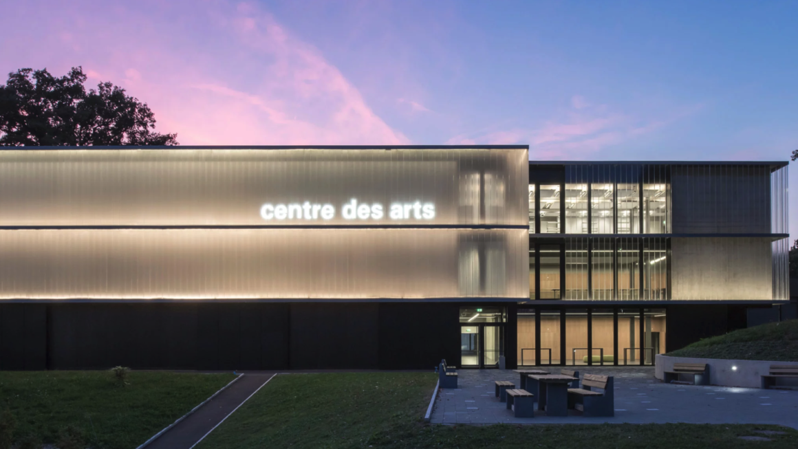 Isabelle Muller nous ouvre les portes du Centre des arts de Genève
