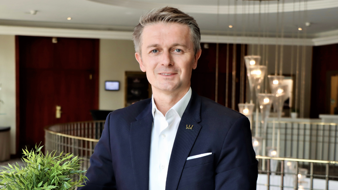 Interview: Julien Offrey, directeur général du Warwick Geneva