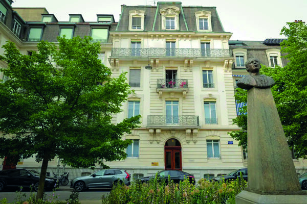 Paulo Coelho ouvre son musée intime à Genève