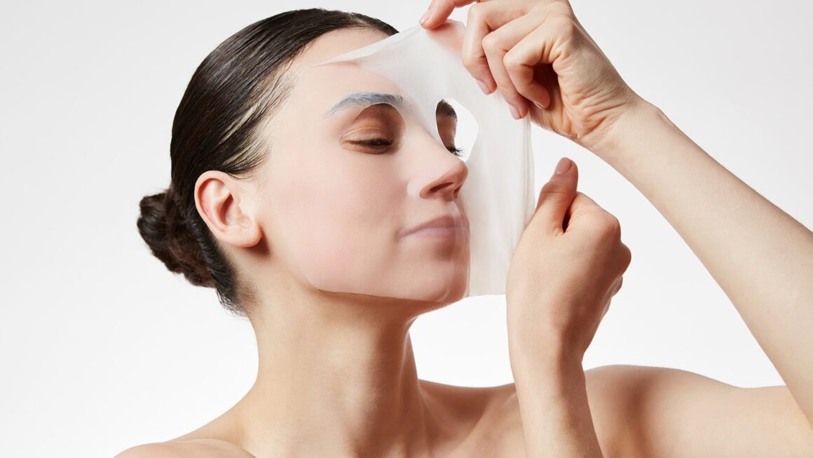 Pour ses 40 ans, Valmont réinvente son masque signature au collagène